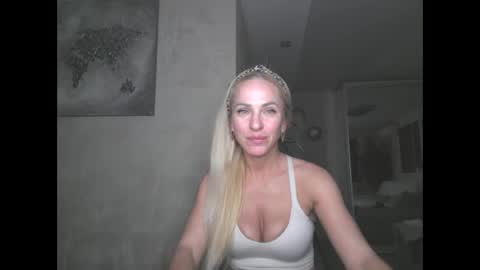 Snapshot of marianna1977 chatting on May 12, 2026, 6:27 pm marianna1977 online show from May 12, 2026, 6:27 pm