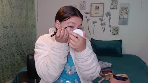 Mariana online show from March 10, 2025, 12:18 am