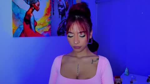 M A R I A N E online show from December 19, 2025, 5:25 am