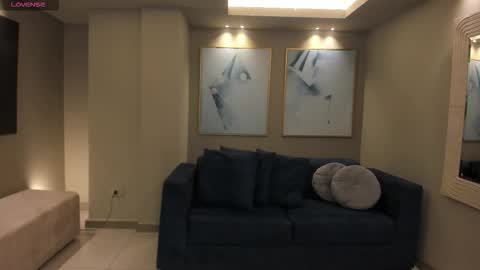 Marianne  online show from February 11, 2026, 7:08 pm