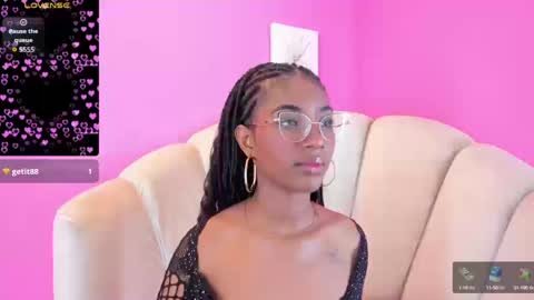 marianrosse online show from September 30, 2025, 8:14 pm