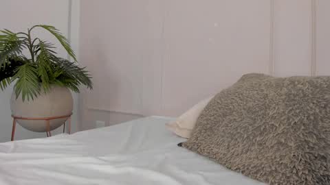 Maria Pettit online show from February 28, 2025, 8:31 am