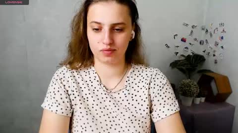 Snapshot of mariatess_ chatting on May 14, 2026, 10:22 am Mariia online show from May 14, 2026, 10:22 am