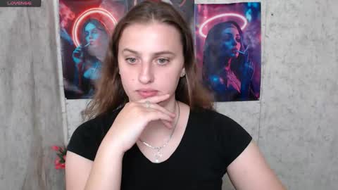 Snapshot of mariatess_ chatting on May 25, 2026, 10:21 am Mariia online show from May 25, 2026, 10:21 am