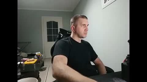 maribor5879 online show from February 5, 2025, 3:23 am