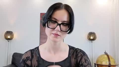 Marie Fitch online show from April 22, 2026, 1:41 am