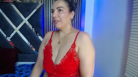marie_hss online show from February 26, 2025, 8:33 pm