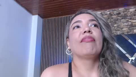 marie_hss online show from January 8, 2026, 11:18 pm