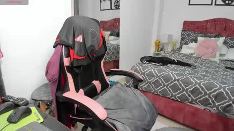 marie online show from June 24, 2026, 10:42 pm