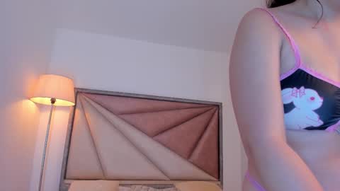 Mariee online show from November 22, 2025, 12:04 pm