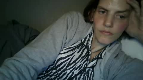 Mariejojo online show from April 23, 2026, 4:46 am