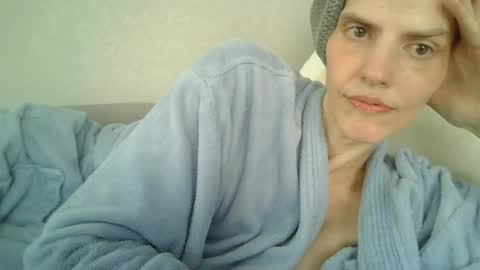 Snapshot of mariejojo chatting on June 13, 2026, 2:15 pm Mariejojo online show from June 13, 2026, 2:15 pm
