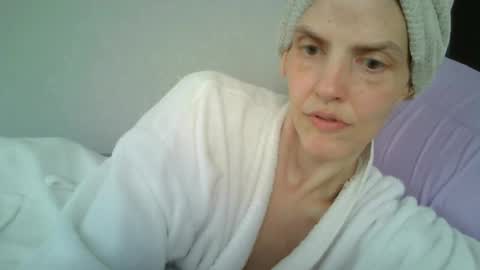 Snapshot of mariejojo chatting on July 9, 2026, 2:10 pm Mariejojo online show from July 9, 2026, 2:10 pm