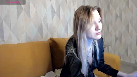 mariel_brown online show from December 22, 2024, 11:33 am