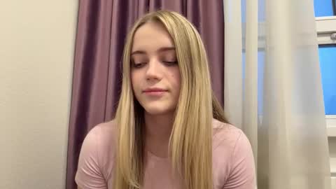 Sofia online show from March 4, 2026, 3:18 pm