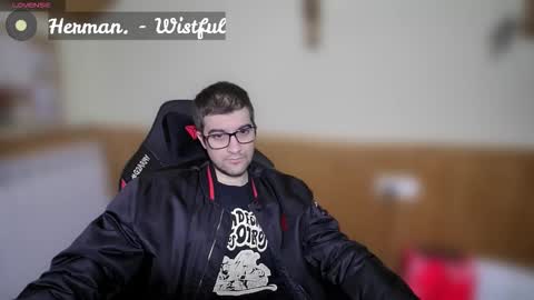 Snapshot of marielessfan chatting on December 13, 2025, 11:10 pm Marie online show from December 13, 2025, 11:10 pm