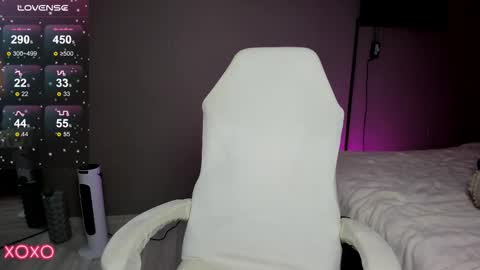 Maria  online show from October 9, 2025, 1:31 pm