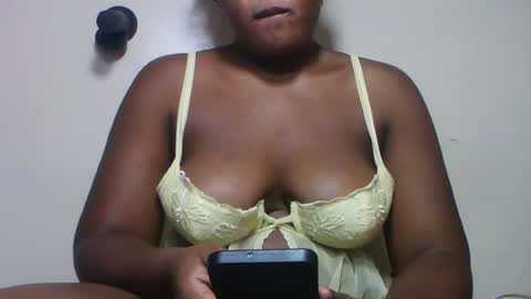 Snapshot of marielove51 chatting on July 19, 2026, 8:56 pm Marie online show from July 19, 2026, 8:56 pm