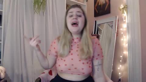 marigoldrue online show from February 7, 2026, 1:42 am