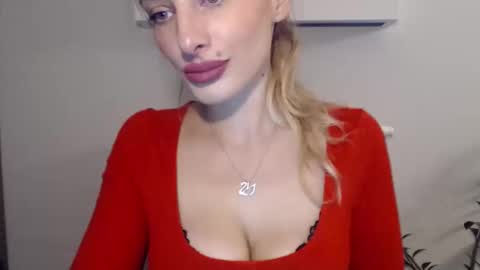 MarilynDevilish online show from January 9, 2025, 4:06 pm