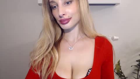 MarilynDevilish online show from January 28, 2025, 6:49 pm