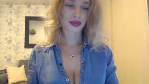 MarilynDevilish online show from November 2, 2025, 11:51 pm