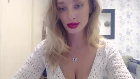 MarilynDevilish online show from November 4, 2025, 7:51 am