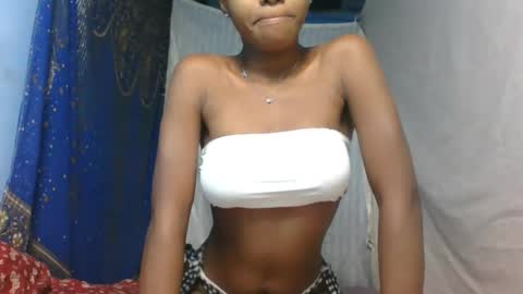 Snapshot of marinagold69 chatting on June 18, 2026, 7:08 am marinagold69 online show from June 18, 2026, 7:08 am