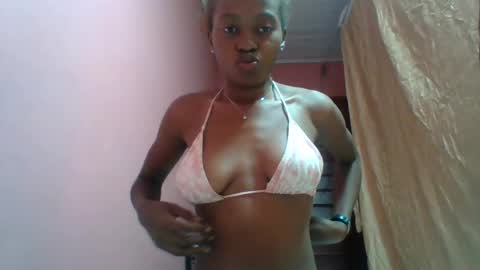 Snapshot of marinagold69 chatting on July 6, 2026, 5:37 pm marinagold69 online show from July 6, 2026, 5:37 pm