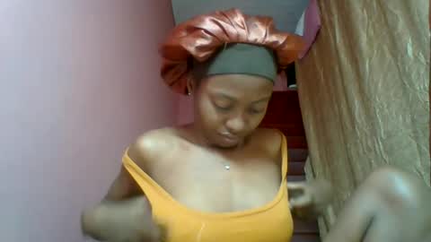 Snapshot of marinagold69 chatting on July 12, 2026, 6:48 am marinagold69 online show from July 12, 2026, 6:48 am