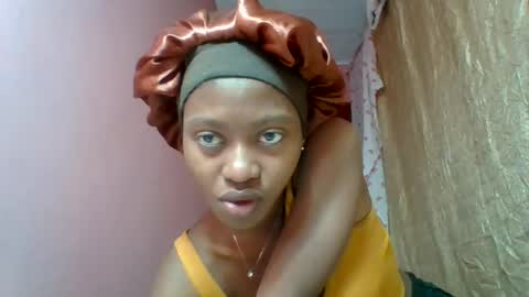 Snapshot of marinagold69 chatting on July 13, 2026, 7:11 am marinagold69 online show from July 13, 2026, 7:11 am