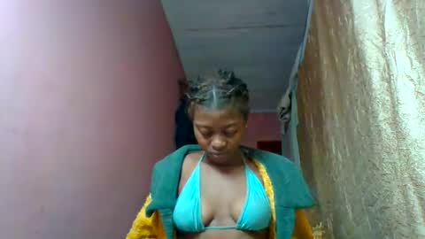 Snapshot of marinagold69 chatting on July 31, 2026, 3:28 am marinagold69 online show from July 31, 2026, 3:28 am