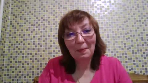 marinamrs online show from September 13, 2025, 4:18 pm