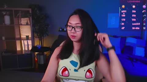 Marine  online show from September 25, 2025, 2:10 pm