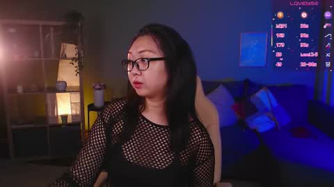 Marine  online show from September 26, 2025, 2:10 pm