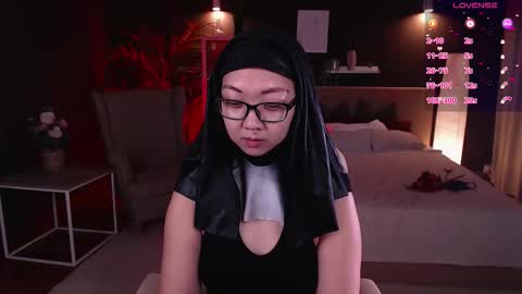 Marine  online show from October 1, 2025, 2:12 pm