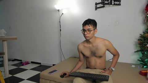 marioandmia online show from January 4, 2025, 12:05 am