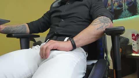 marioslim online show from February 8, 2025, 5:39 pm