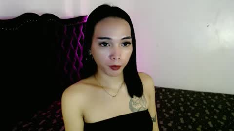 Snapshot of marishkafoxx chatting on April 3, 2026, 12:41 am marishka online show from April 3, 2026, 12:41 am