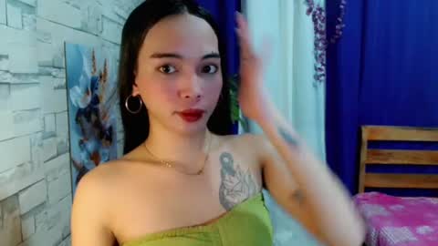 Snapshot of marishkafoxx chatting on June 24, 2026, 12:04 pm marishka online show from June 24, 2026, 12:04 pm