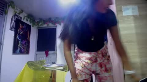 Maritza Ferrer -Samara Beltran online show from November 20, 2025, 3:50 am