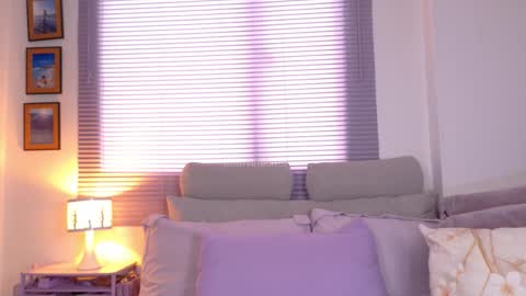    online show from September 23, 2025, 7:06 pm