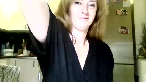Snapshot of marizafouset chatting on June 16, 2026, 11:07 pm MarizaFouset online show from June 16, 2026, 11:07 pm