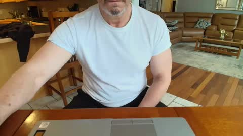 Mark online show from February 27, 2025, 3:15 pm