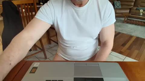 Mark online show from March 1, 2025, 3:05 pm