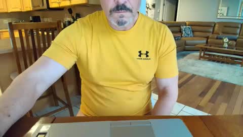 Mark online show from March 3, 2025, 10:10 pm