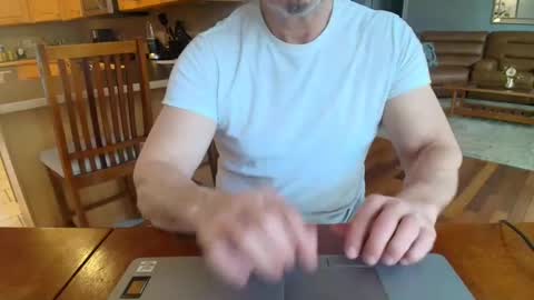 Mark online show from March 7, 2025, 1:18 pm