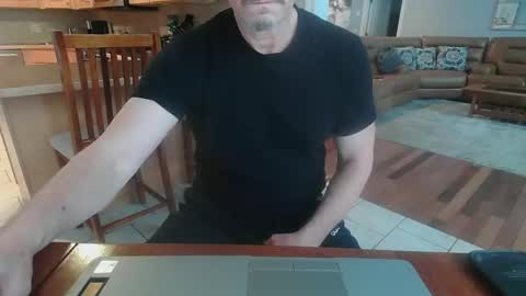 Mark online show from November 27, 2025, 2:41 pm