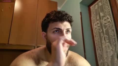 Snapshot of mark_ariete chatting on May 21, 2026, 9:44 pm mark_ariete online show from May 21, 2026, 9:44 pm