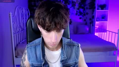 mark_caron online show from October 4, 2025, 8:07 pm